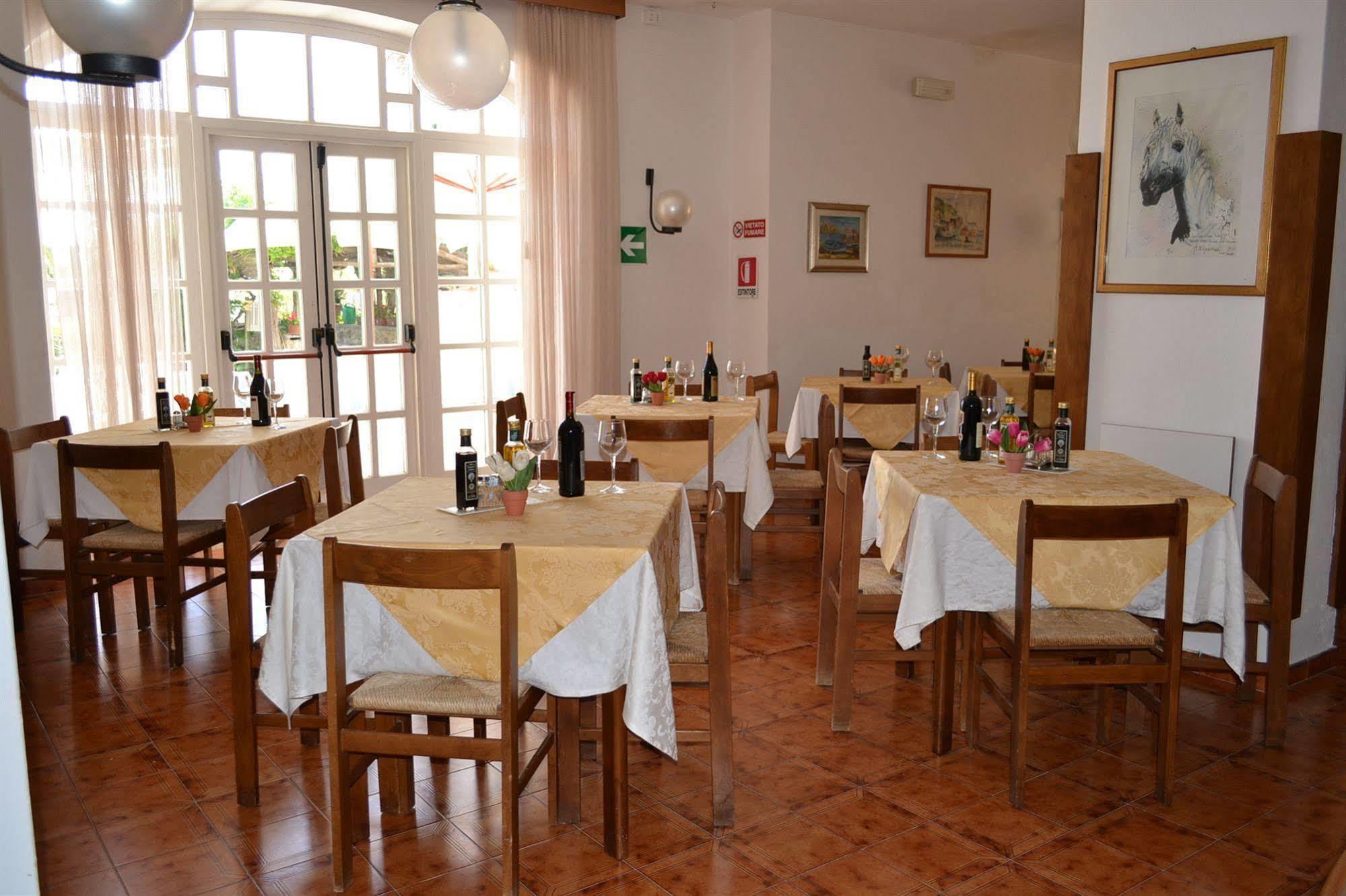 Hotel Villa Bina Sant'Angelo  외부 사진